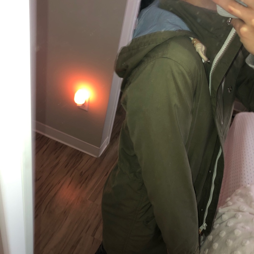 Levi’s Jacket - Picture 2 of 8